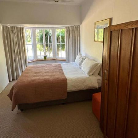 Madajo Villa Stellenbosch Buitenkant foto